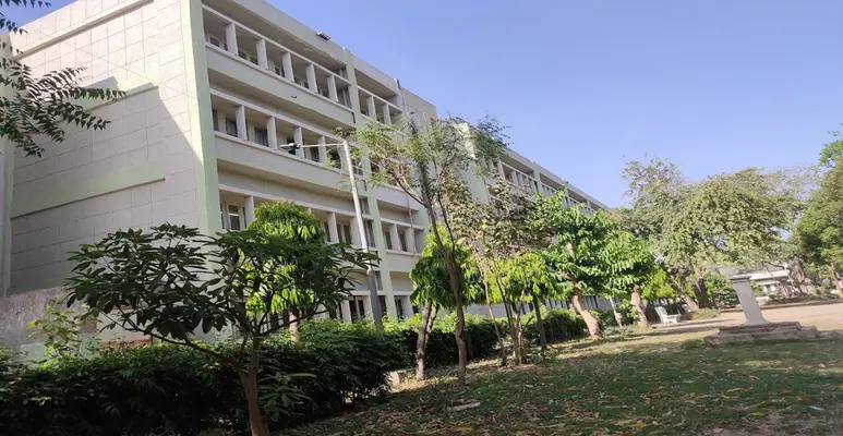 DSEU Ashok Vihar Campus