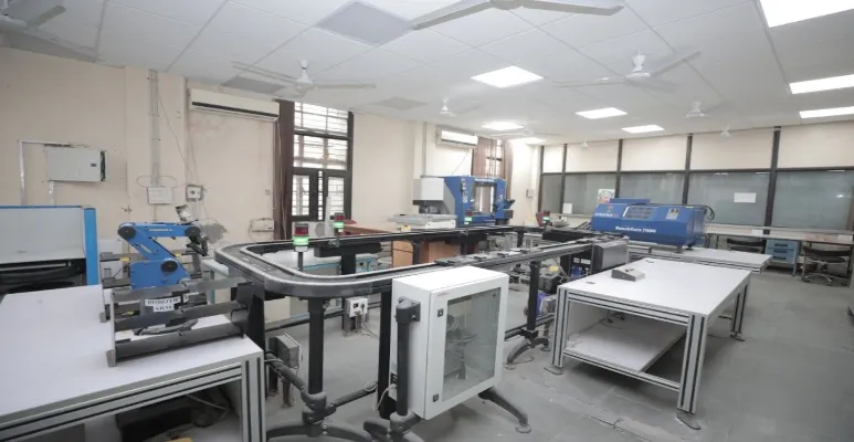 DSEU Okhla I Campus Machine Lab