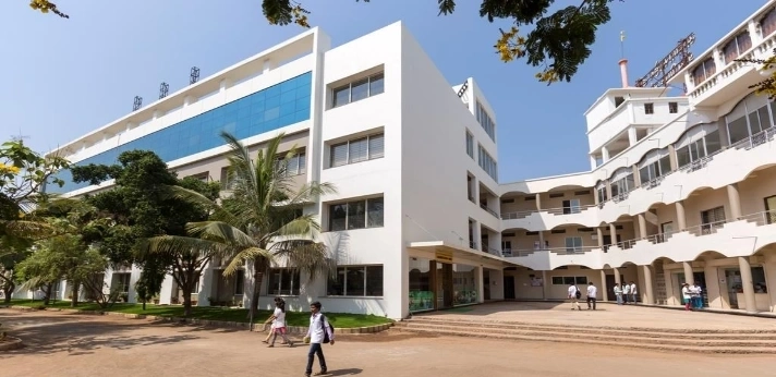 Annasaheb Dange Ayurved College Sangli