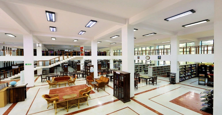 Alliance University library