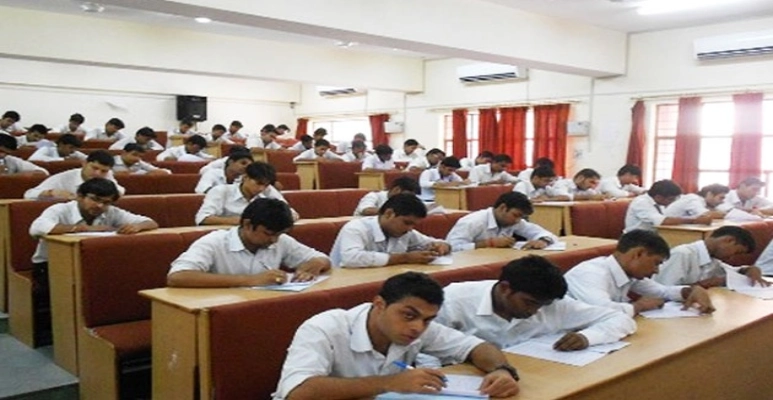 Gurukula Kangri Vishwavidyalaya exam hall