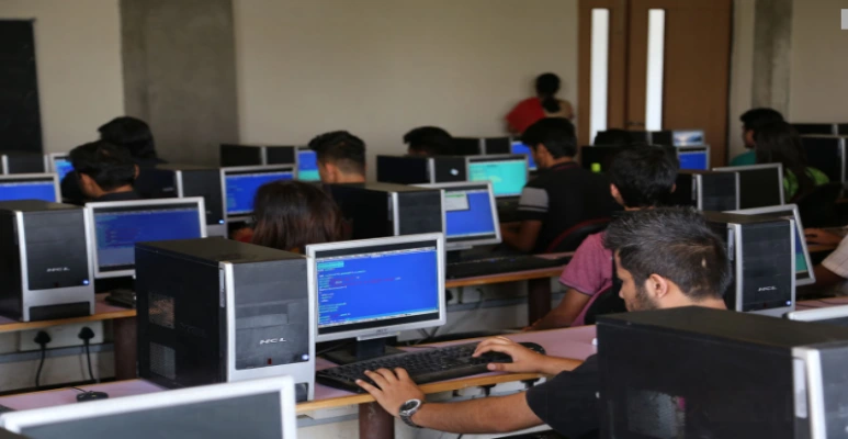 IILM University Greater Noida Computer Lab