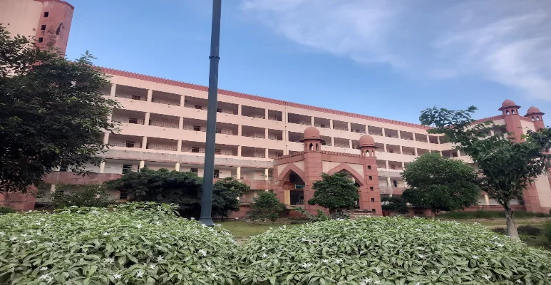 Khwaja Moinuddin Chishti Language University Building