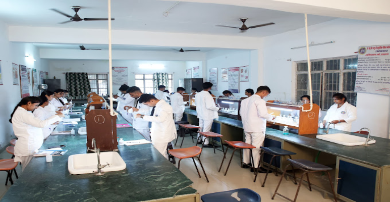 Major SD Singh University Lab