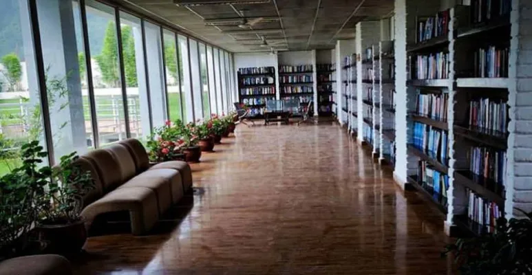 Shoolini University Library