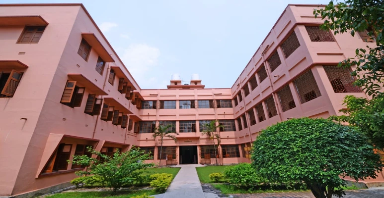 Ramakrishna Sarada Mission Vivekananda Vidyabhavan Girls' College Infrastructure