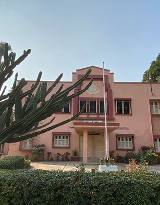 Ramakrishna Sarada Mission Vivekananda Vidyabhavan Girls' College Library