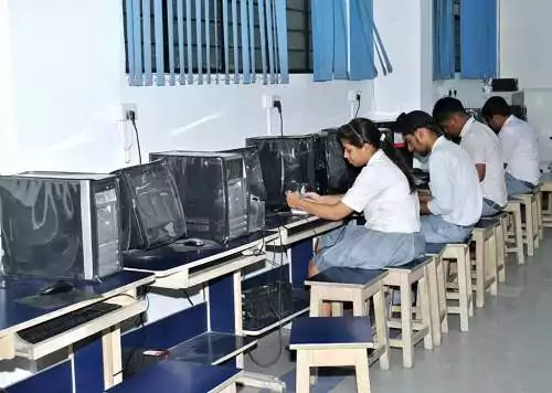 Bal-Bharati-Public-School-Rohini-Computer-Lab