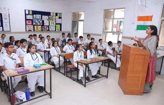 Delhi-Public-School-Mathura-Road-Delhi-Classroom