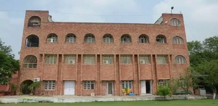 Laxman Public School New Delhi