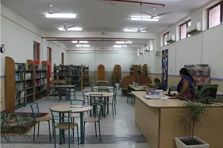 Sanskriti-School-Chanakyapuri-Delhi-Library