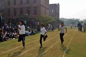 Shikshantar-School-Gurgaon-Marathon-Race