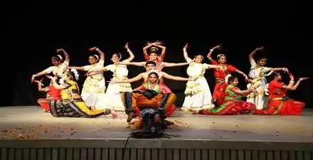 The-Indian-School-New-Delhi-Dance